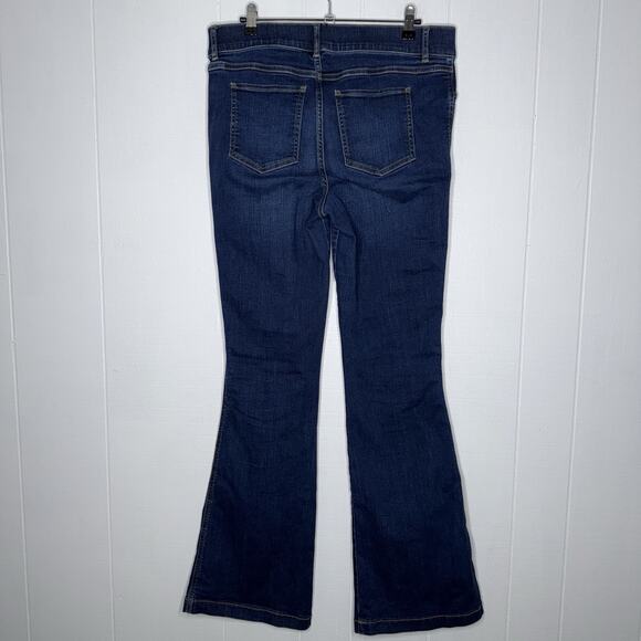 Spanx Women’s Flare Jeans Pull On Size XL - Picture 2 of 5
